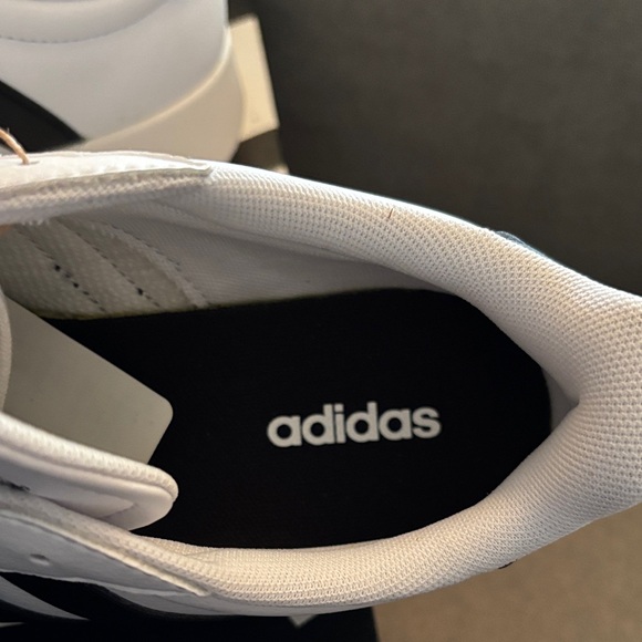 Adidas White and Black Barreda Low-Top Sneakers.  Brand new in box with tags. - Picture 9 of 10